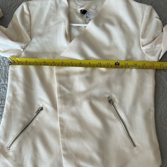 Divided H&M Shawl Blazer - Picture 7 of 7